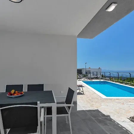 別荘 Moderne Smart Mit Pool Und Meerblick Veliko Brdo