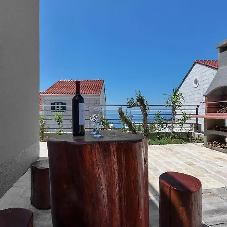 בית נופש Moderne Smart Mit Pool Und Meerblick