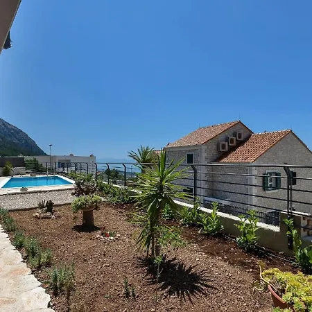 בית נופש Moderne Smart Mit Pool Und Meerblick